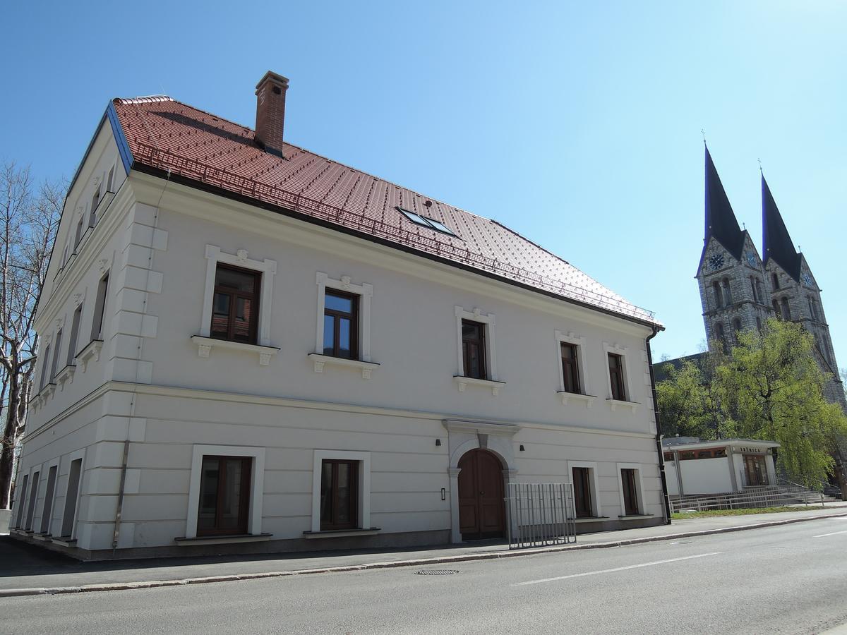 Hostel Bearlog Kocevje Esterno foto